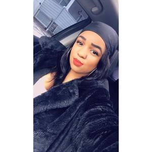 Meet your Posher, Paige